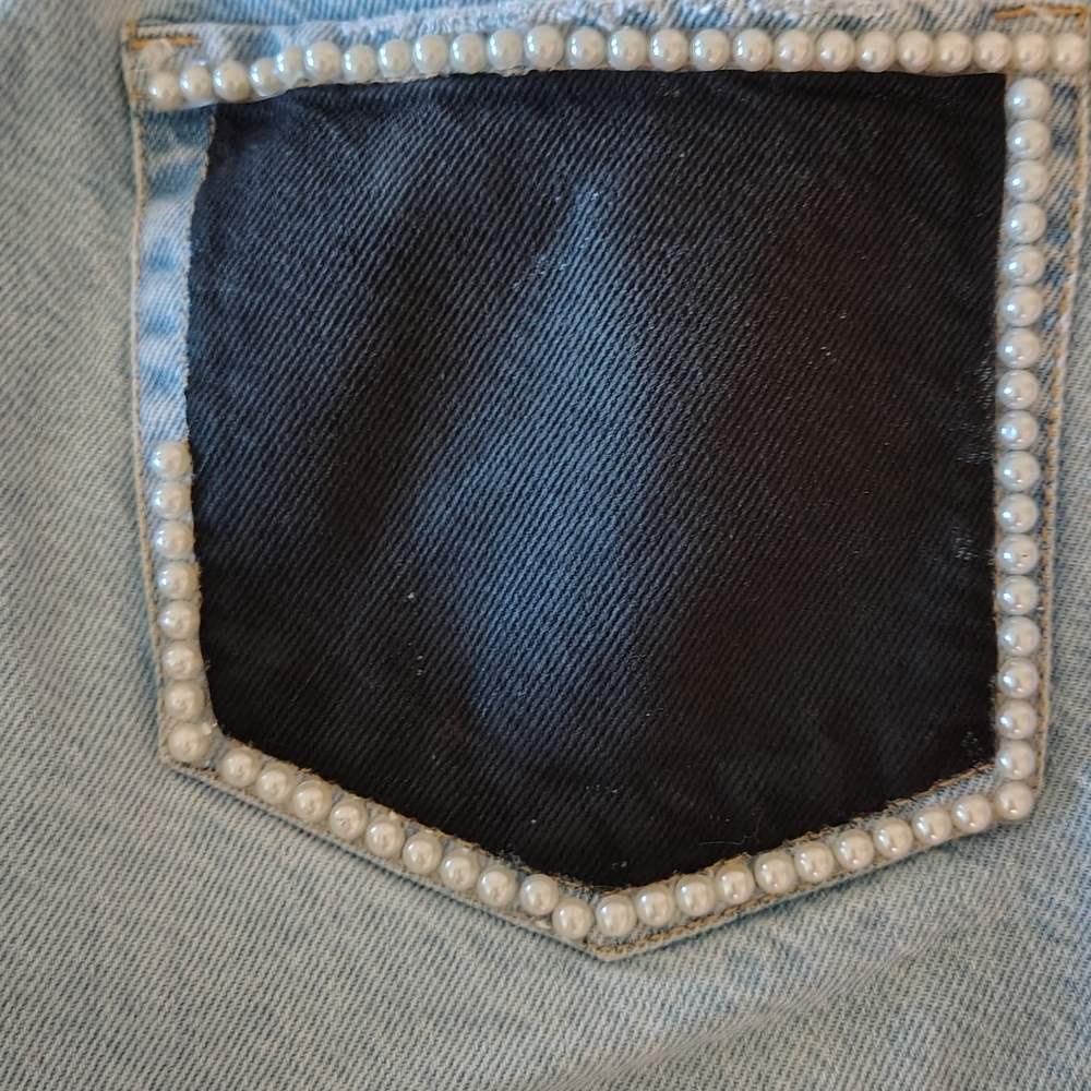 Aeropostale Senior Painted Jeans. Light Blue Low-Rise Bootcut Jeans - Picture 9 of 16